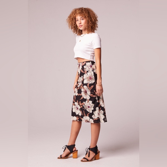 Band Of The Free RHO BLACK FLORAL SLIP SKIRT - Picture 4 of 5